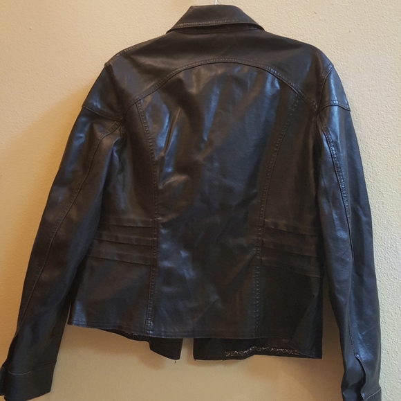 Vintage Leather Jacket - Picture 6 of 8